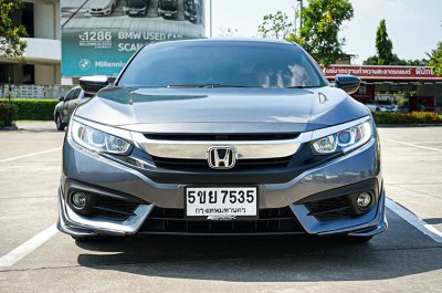 2017 Honda CIVIC 1.8 FC  E Sedan