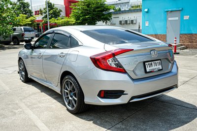 2021 HONDA CIVIC FC 1.8 E