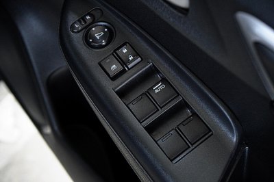 2015 Honda Jazz 1.5 V+ i-VTEC