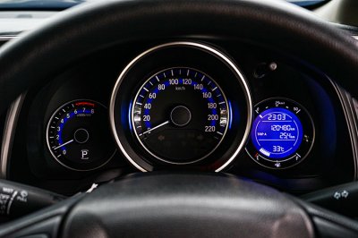 2015 Honda Jazz 1.5 V+ i-VTEC