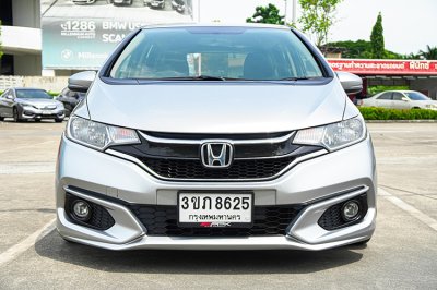 2018 Honda JAZZ 1.5 S