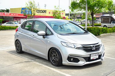 2018 Honda JAZZ 1.5 S