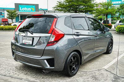 2015 Honda Jazz 1.5 V+ i-VTEC