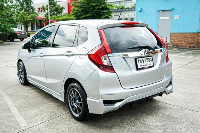 2020 Honda Jazz 1.5 V i-VTEC