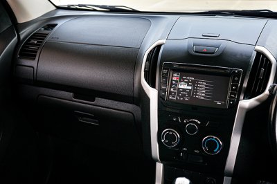 2017 ISUZU D-MAX 1.9 Ddi Z-Prestige  HI-LANDER CAB-4