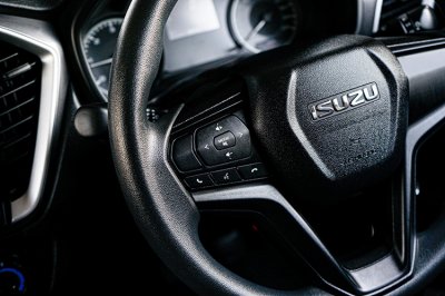 2020 ISUZU D-MAX  HI-LANDER CAB-4 1.9 Ddi L DA