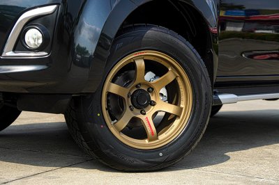 2016 ISUZU D-MAX 1.9 Ddi Z HI-LANDER CAB-4