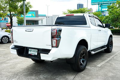 2022 Isuzu D-MAX 1.9 SPACE CAB Hi-Lander L DA