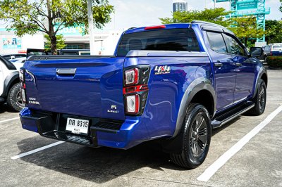 2020 Isuzu D-Max 3.0 Cab-4 Vcross M 4WD