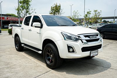 2016 ISUZU D-MAX 1.9 Ddi Z โฉม HI-LANDER CAB-4
