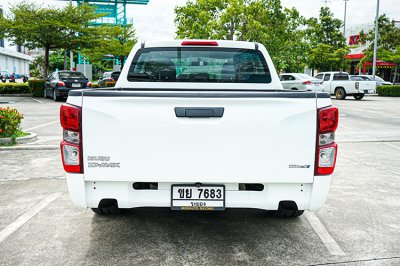2021 Isuzu D-MAX 1.9 CAB-4 S