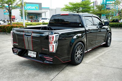 2021 ISUZU D-MAX CAB-4 1.9 L DA X-series