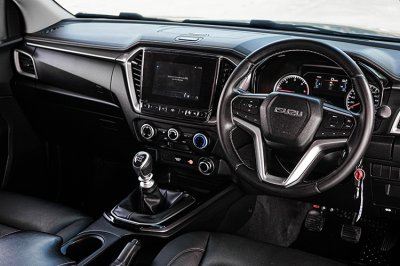 2022 Isuzu D-Max 3.0 Space Cab Vcross Z 4WD