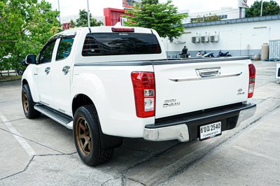 2016 ISUZU D-MAX 1.9 Ddi Z-Prestige  HI-LANDER CAB-4