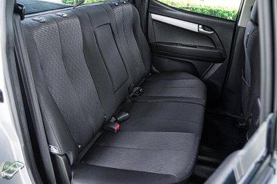 2017 ISUZU D-MAX 1.9 Ddi Z โฉม HI-LANDER CAB-4