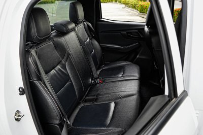 2023 Isuzu D-Max 1.9 S Cab-4