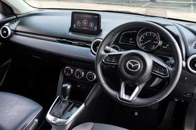 2022 MAZDA MAZDA2 1.3 S Leather