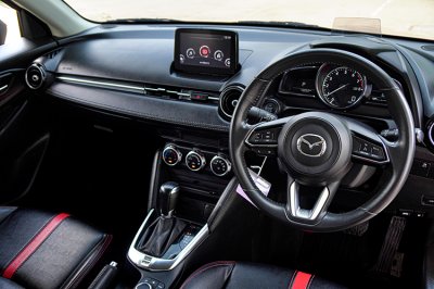 2020 MAZDA MAZDA2 1.3 High Connect