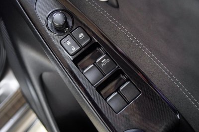 2022 MAZDA MAZDA2 1.3 S Leather