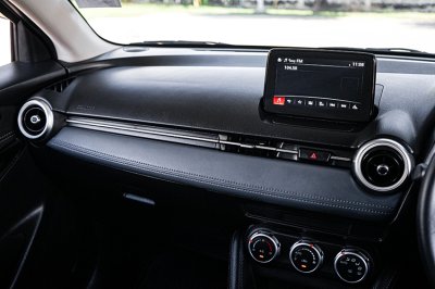 2021 Mazda 2 1.3 S Leather