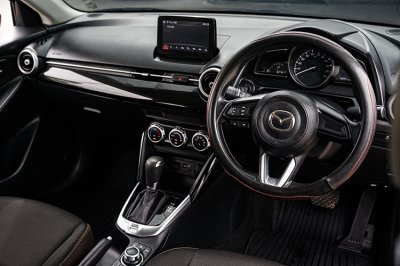 2022 Mazda 2 1.3 C