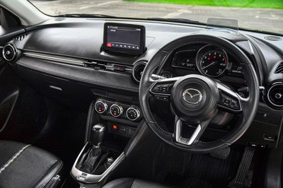 2022 Mazda 2 1.3 S Leather