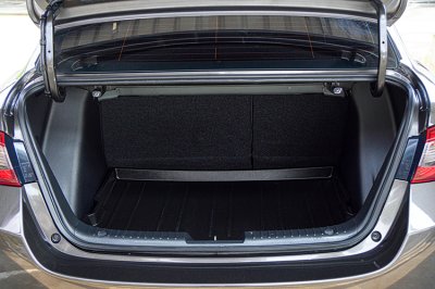 2022 MAZDA MAZDA2 1.3 S Leather