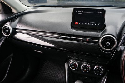 2022 Mazda 2 1.3 C