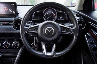 2020 MAZDA MAZDA2 1.3 High Connect