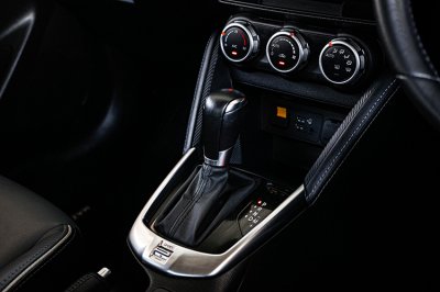 2021 Mazda 2 1.3 S Leather