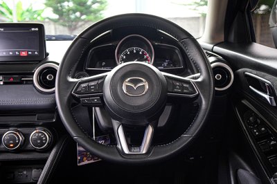 2022 Mazda 2 1.3 S Leather