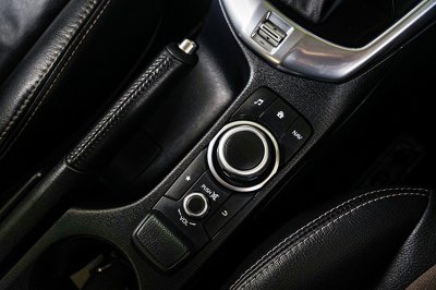 2022 Mazda 2 1.3 S Leather