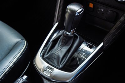 2022 Mazda 2 1.3 S Leather