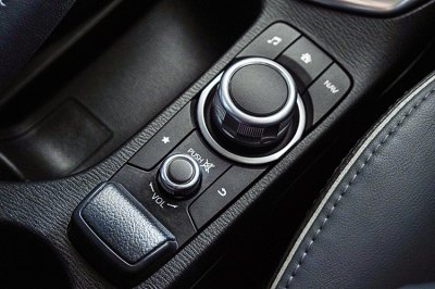 2022 Mazda 2 1.3 S Leather
