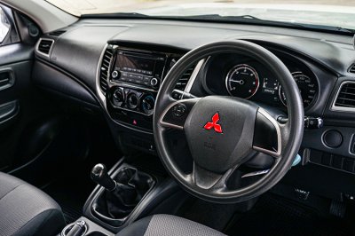 2020 Mitsubishi TRITON 2.5 GLX Mega Cab