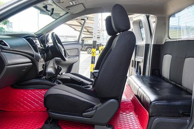 2017 MITSUBISHI TRITON 2.5 GLX MEGA CAB