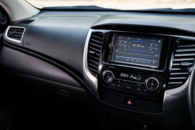 2016 MITSUBISHI TRITON  2.4 MIVEC GLS PLUS MEGACAB