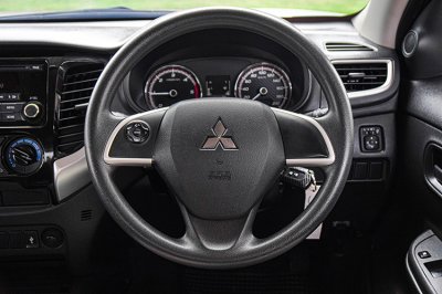 2022 Mitsubishi TRITON 2.5 MEGA CAB GLX