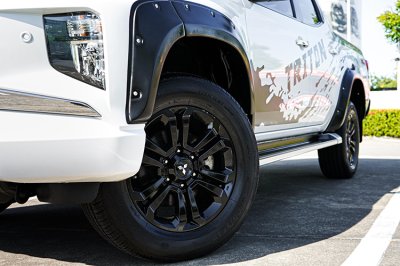 2022 Mitsubishi Triton 2.4 Double Cab GT Plus