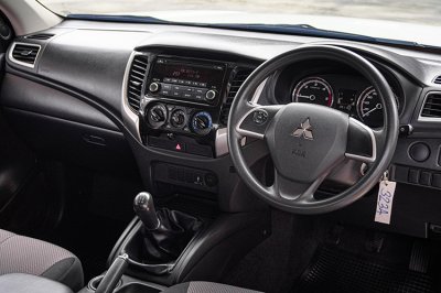 2022 Mitsubishi TRITON 2.5 MEGA CAB GLX