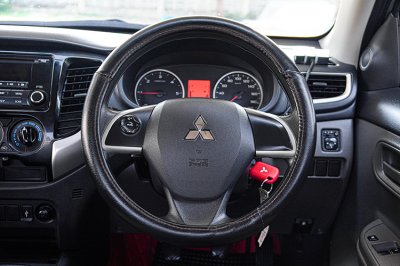 2017 MITSUBISHI TRITON 2.5 GLX MEGA CAB