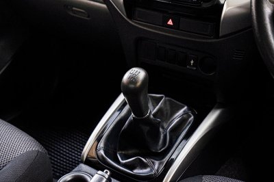 2016 MITSUBISHI TRITON  2.4 MIVEC GLS PLUS MEGACAB