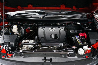 2019 Mitsubishi TRITON 2.4 GLS Plus DOUBLE CAB