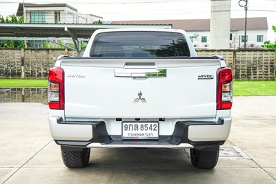 2020 Mitsubishi TRITON 2.4 GLX Plus DOUBLE CAB