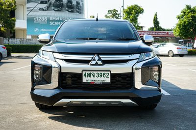 2020 Mitsubishi Triton 2.5 Mega Cab GLX