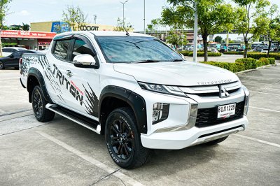 2019 Mitsubishi TRITON 2.4 DOUBLE CAB GLS Plus