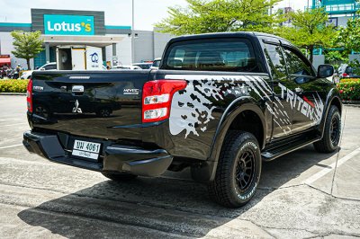 2018 Mitsubishi TRITON 2.4 GLS Plus Ltd Mega Cab