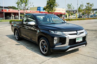 2021 MITSUBISHI TRITON 2.5 GLX MEGA CAB
