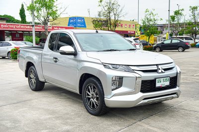 2021 Mitsubishi Triton 2.5 MEGA CAB (ปี 18-23) GLX Pickup
