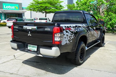 2020 Mitsubishi Triton 2.4 MEGA CAB GT Plus